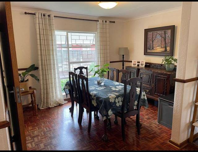 4 BEDROOM HOUSE FOR SALE IN SECUNDA CENTRAL